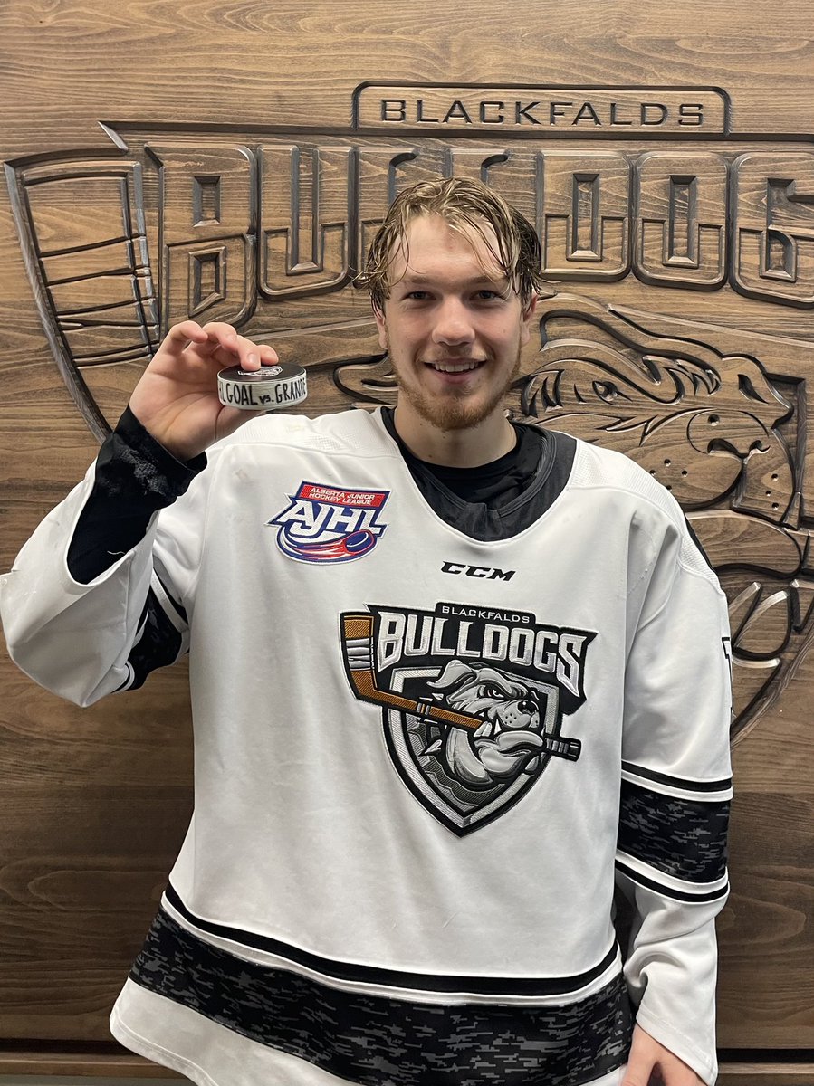 Blackfalds Bulldogs 🇨🇦 on Twitter "Put your paws together for 10