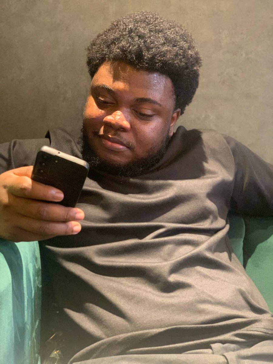 unusualphyna's tweet photo. Handler reveal: @That_IjebuBaddo 

It was an absolute pleasure to handle my winner's twitter &amp; instagram account, thank you for loving Phyna through my posts, even on Instagram. Thank you Phynation, Odogwu fanbase. It's time for brand building, my girl's engagements must choke 🥂 https://t.co/dxTLfaXKiB