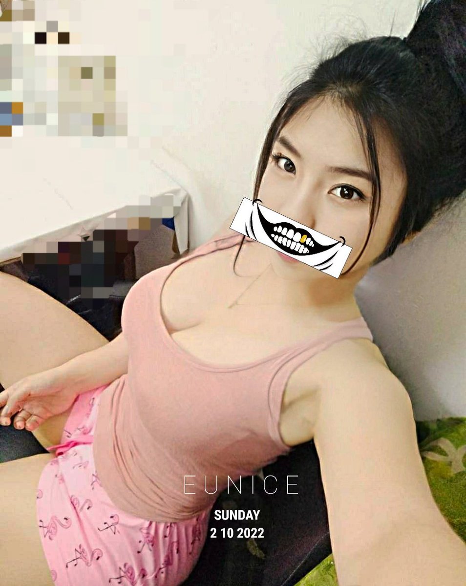 EuniceTanHT's tweet photo. 拍多几张，不然，我要��睡觉了，就这样啦，累死我了。。。
我是 #人妻 
#夫妻互换 
#多人轮操 
我是 #性欲女 https://t.co/MkE0mN3T2E