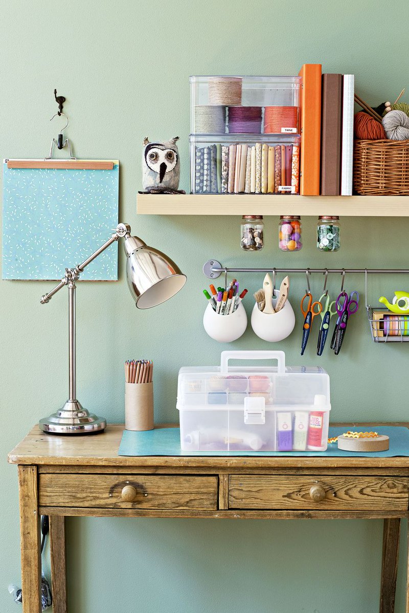 Creative desk organization ideas to try at home ow.ly/vfSC50KZ9YU || Good Housekeeping #organization #homes