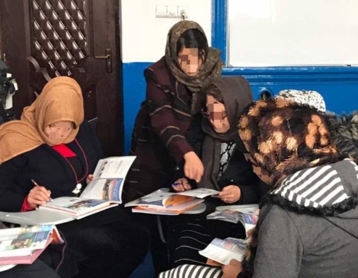 AtRiskTeachers's tweet photo. Afghan #WomenAndGirls need access to education, &amp; they have the right to be educated without fear. #BritishCouncil provided countrywide learning opportunities for #AfghanWomen. Sadly, when we left we forgot the teachers.
#AtRiskTeachers 
@FCDOGovUK @ukhomeoffice @trussliz @GOVUK https://t.co/GvtdXbbIoy