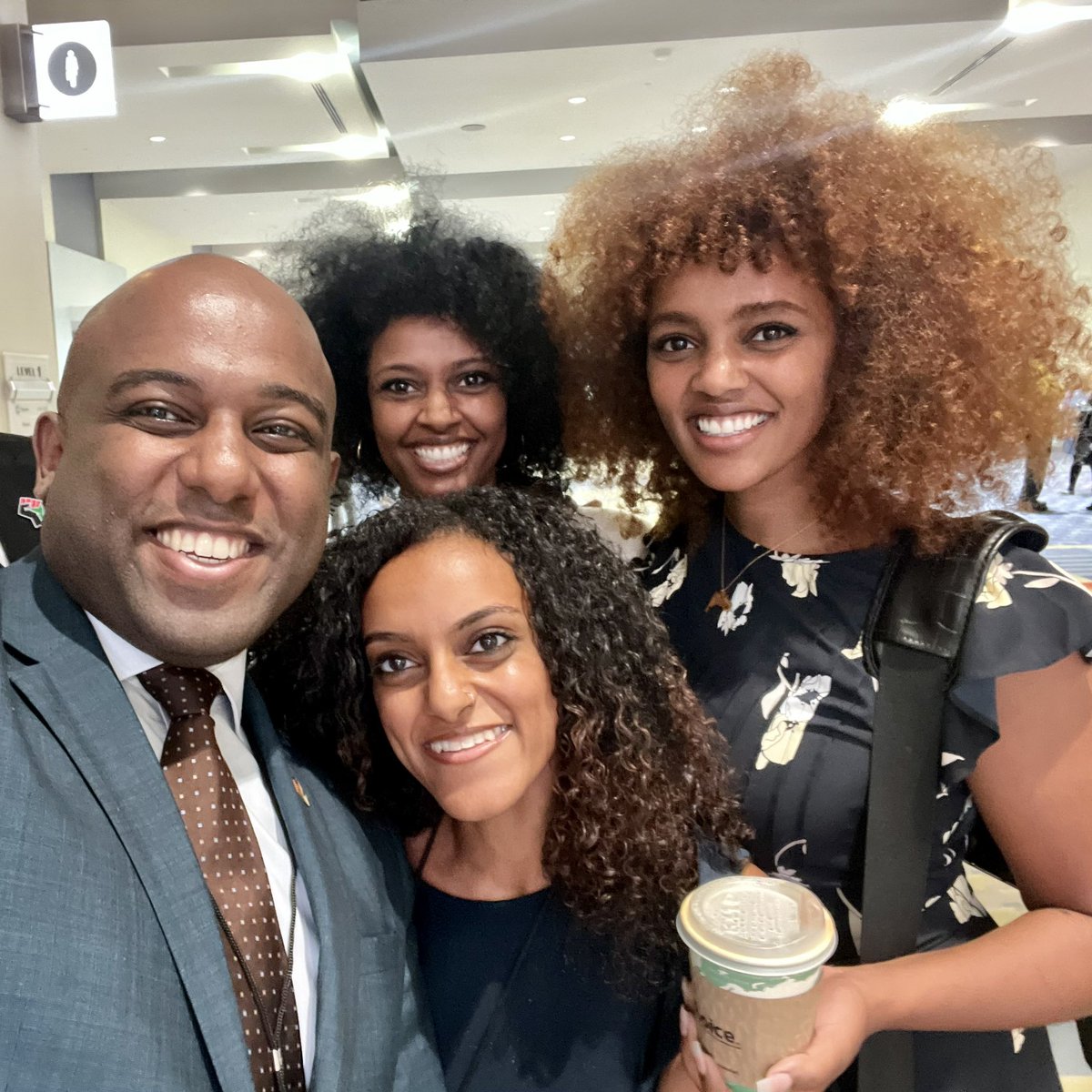 Many have said to me how cool it is that our 13-member Tigrayan American delegation at <a href="/CBCFInc/">CBCF Inc.</a>’s #ALC51 was majority women. This wasn’t an accident. #BlackWomen are the unsung backbone of <a href="/TheDemocrats/">Democrats</a> and Tigrayan society. Pay attention. #MondayMotivation #Tigray #CBCFALC2022