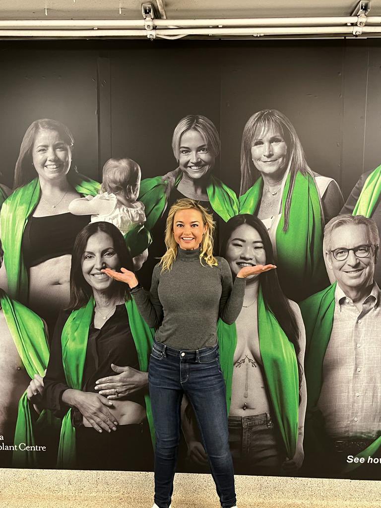 CityCristinaH's tweet photo. Finally got a chance to see the #greatactions mural at the Queens Park TTC station. Pretty pumped to be part of the @GiveLifeUHN campaign to celebrate living donors https://t.co/oj6fwRONB4