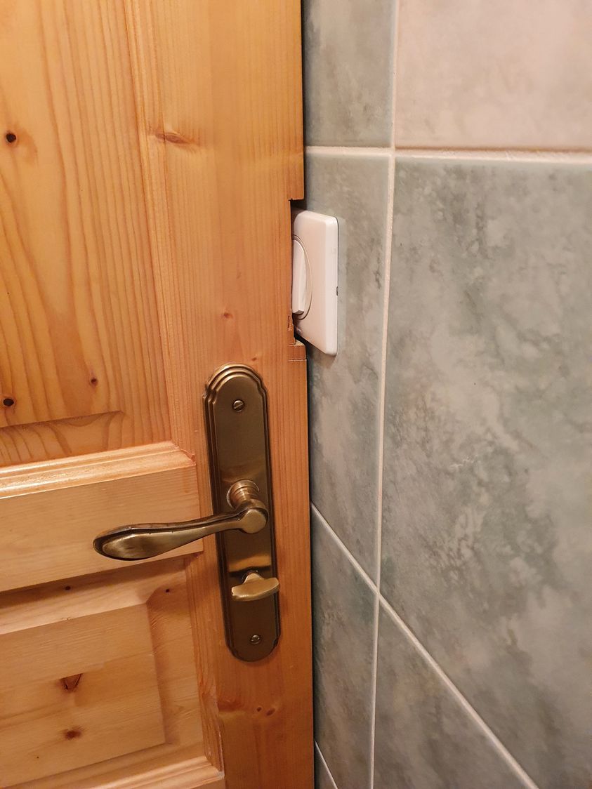 NosArtisansODT's tweet photo. #nosartisansontdutalent
la #porte vs l'#interupteur ... https://t.co/n8snCvLbHZ