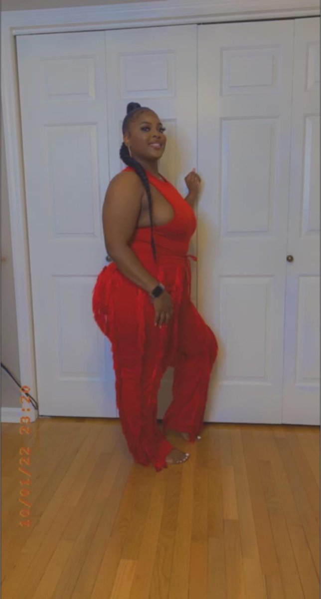 ShopBeAllure's tweet photo. Ok!! Our girl is looking bomb in The “Fringing On You” Set. ✨ We love to see ittt. We have 1 size small available. Grab yours now at https://t.co/ssf5S6RVUF ❤️ https://t.co/dONIQ76tEx