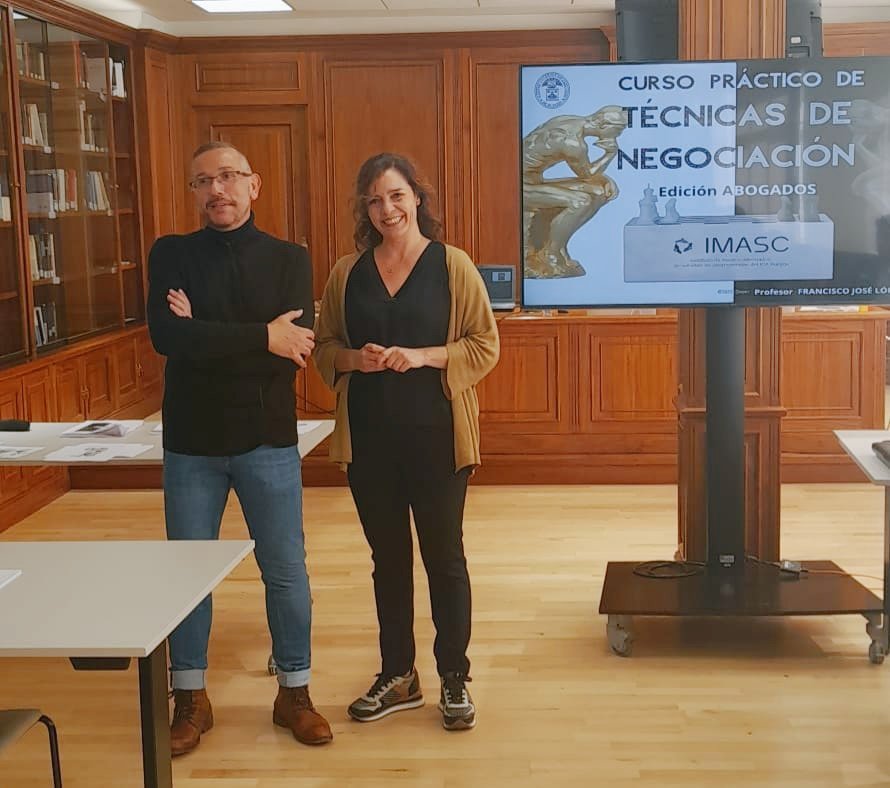 icaburgos's tweet photo. 📢El viernes pasado se inauguró el curso práctico de técnicas de negociación impartido por D. Francisco José López Díez y que tendrá lugar durante las próximas semana.
#IMASC #formaciónICABurgos #formsciónmediación https://t.co/z6cQaNjJqi