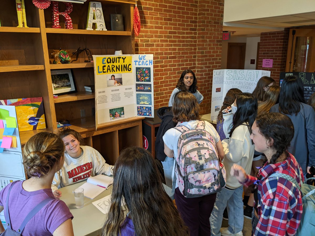 MadeiraStudents's tweet photo. Students had a lot of fun at the #MadeiraClubs Fair last week! Stay tuned for more info about our on-campus offerings 👀 https://t.co/vXebobEpl8