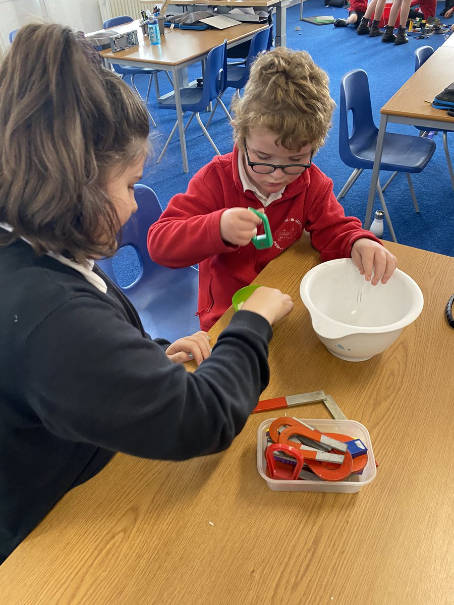 KIM Primary tweet media