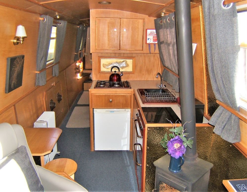 ABCBoatSales's tweet photo. You will be over the moon with Eclipse! https://t.co/Doju5WhDrU
#Eclispe #GaytonMarina #GrandUnionCanal #HolidaysAfloat #LiveAboard #LifesBetterByWater
#Narrowboats https://t.co/GjaTm1o1nZ