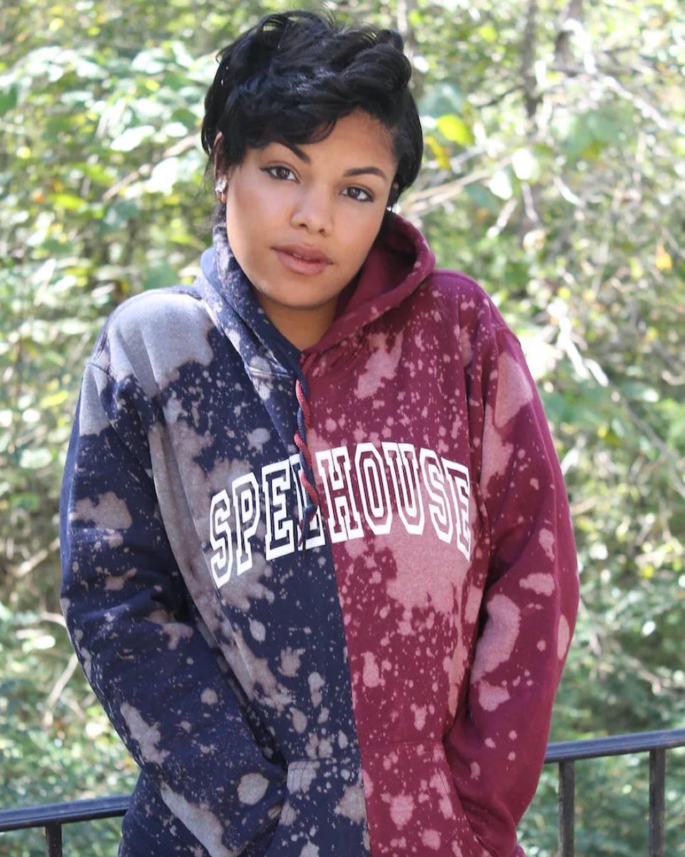 CamiCoUpdates's tweet photo. Don’t go outside and be cold this season 🥶 put your Cami Co. Lace hoodies on! @camicolaceUSA #camicolace 
.
#hoodieszn #hoodies #hbcuapparel #hoodieseason https://t.co/c3u79KGv0r