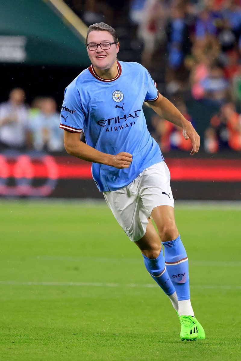 Congratulations to <a href="/JamieRidley/">Jamie Ridley-Smith</a> who deservedly wins the September Player of the Month with a comfortable 53% majority vote. 

Already started off October with another hat-trick, 8 goals in 3 games this season so far! 

#UTN