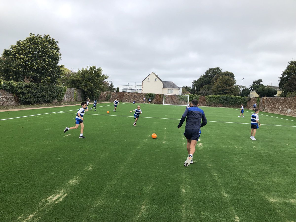 DLSjsyPrimary's tweet photo. The first group of boys using our brand new outdoor Astro surface at the Bagatelle Lane field, with Mr Woodward, College Head of PE. Looking forward to getting all the boys using the new surface over the next few weeks. https://t.co/Tf0caOby7n