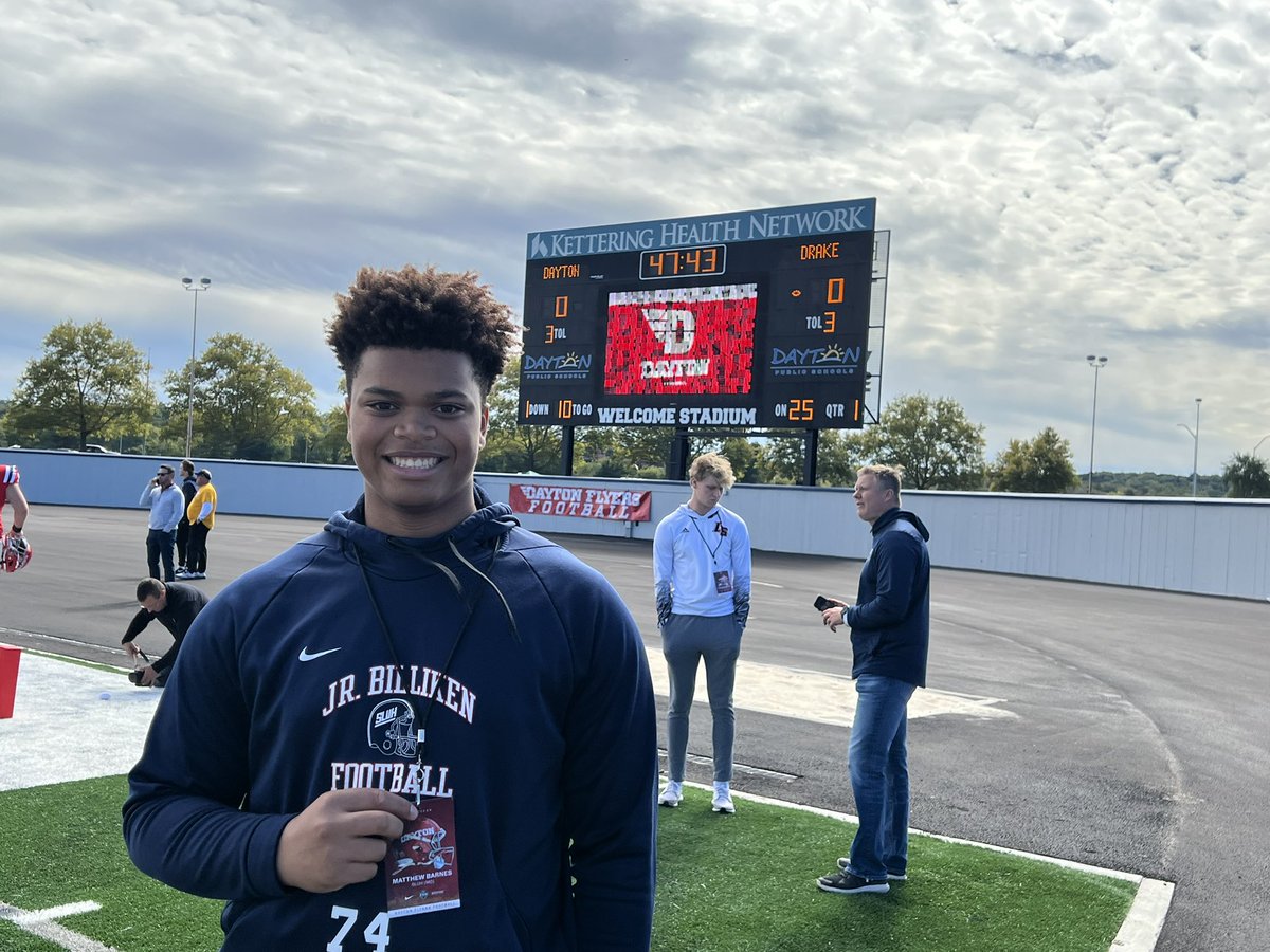 Thank you <a href="/coachhendershot/">Josh Hendershot</a> for having me out for a great game day visit! <a href="/DaytonFootball/">Dayton Football</a> <a href="/SLUHfootball/">SLUH Football</a> <a href="/CoachAdamCruz1/">Coach Adam Cruz</a>