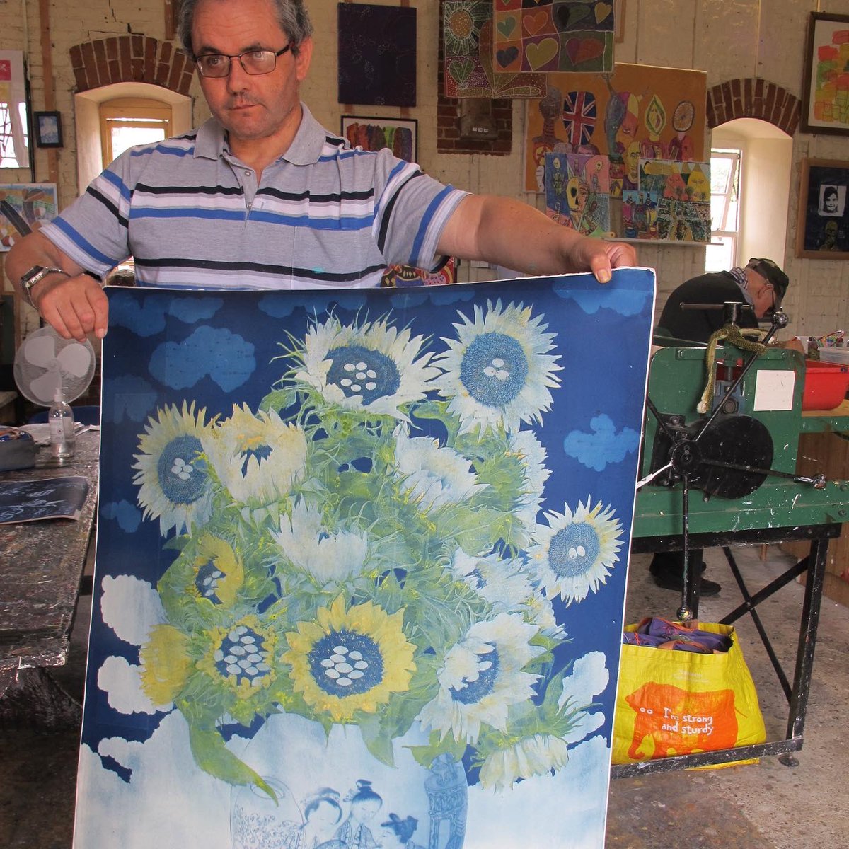 💙Here is one of the final cyanotype works from the Peer to Peer collaboration between Chris Angell &amp; Budi Agung Kuswara / both artists worked on this piece! The second 2 photos show Chris unwrapping it when it arrived in the mail / an exciting package day!💙

Art et al. X Ketemu