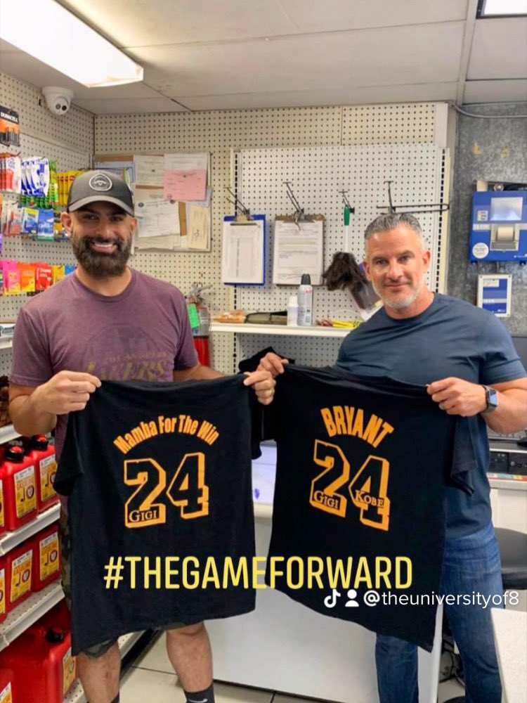 U8Training's tweet photo. #PutOnTheBar♾
♾The University of 8♾
✏️Continuing 2 Move✏️
#TheGameForward♾ https://t.co/T9aNvtoJQb