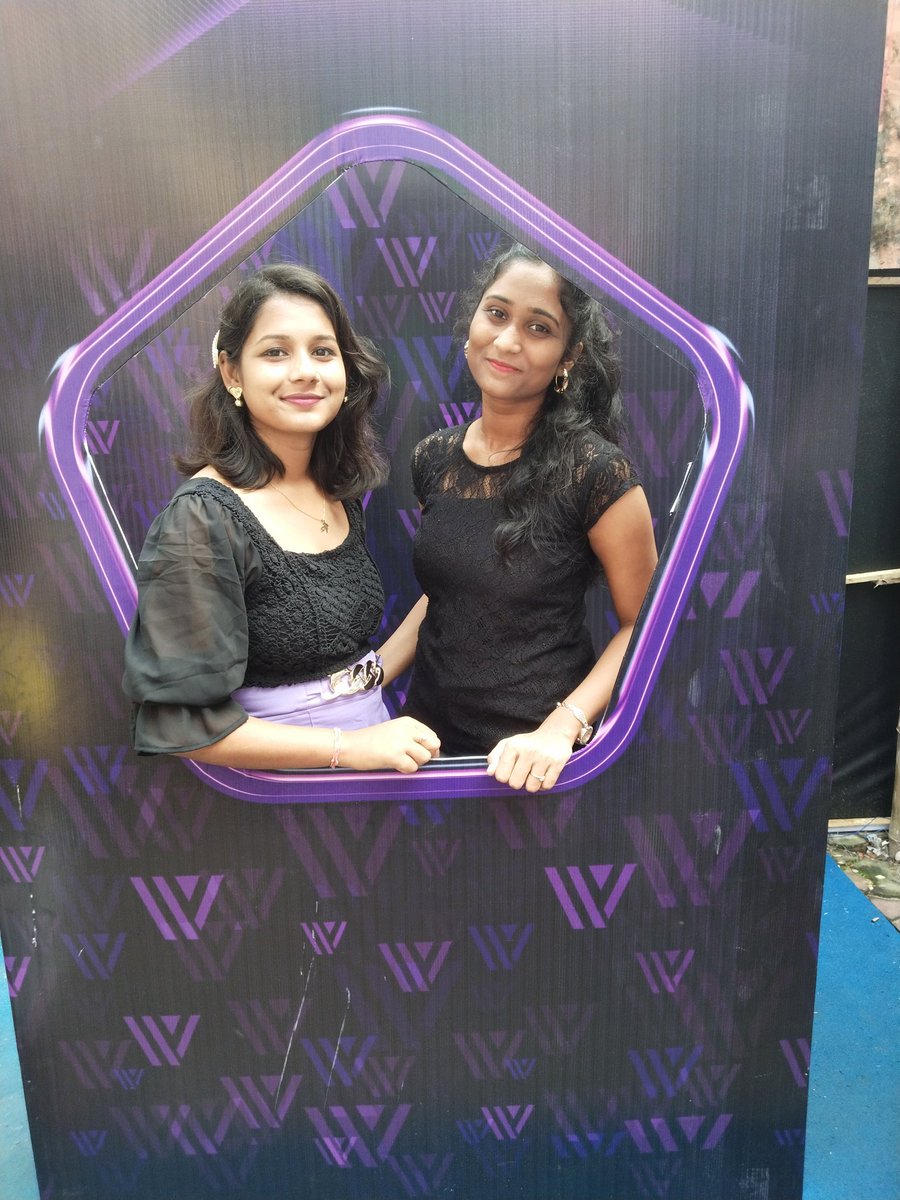 Pavigobbaka1's tweet photo. Day 2 #shopthami ❤️ https://t.co/T658DQ8aeq