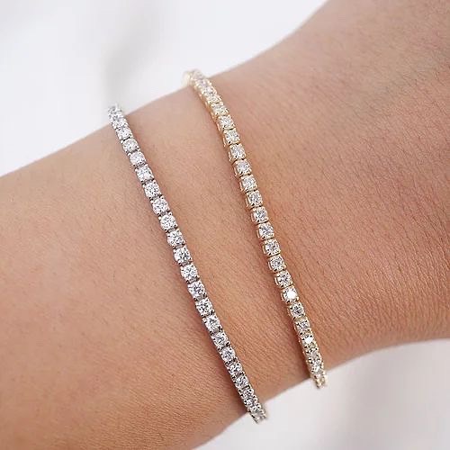 DiamondsSydney's tweet photo. The statement piece you never you needed ✨

Our diamond tennis bracelets are available in yellow gold, white gold or platinum and come in many sizes.

Shop online or in-store now 💎
#twinklediamonds #tennisbracelet #sydneyjeweller https://t.co/7jXKIzfiWw