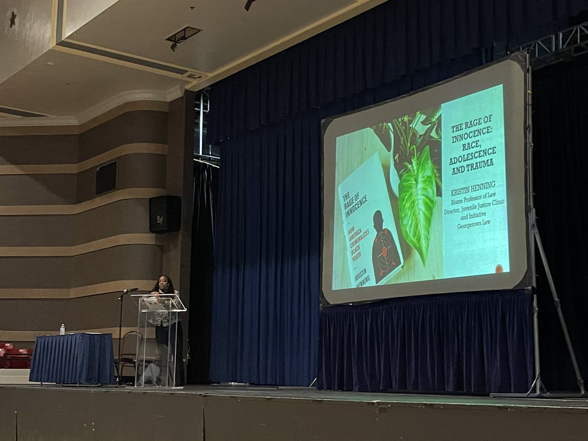dsmartinez1226's tweet photo. @tfckc #HeadStart staff are participating in @UnifiedGovt @WYCODAOffice lunch and learn with Kristin Henning. We’re here with open hearts &amp; minds to discuss the criminalization of Black youth. Thanks for the opportunity. https://t.co/r4SzlYSM7K