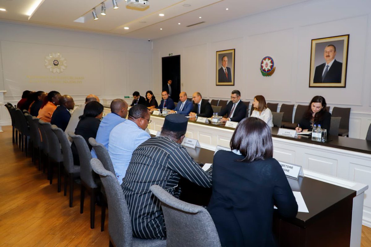 #Day7 #CapacityBuildingProgram for #AfricaNatCom22

The Minister of Science and Education <a href="/EminAmrullayev/">Emin Amrullayev</a> received the participant of the program and shared the experience of fruitful cooperation between #Azerbaijan and #UNESCO in the field of education.