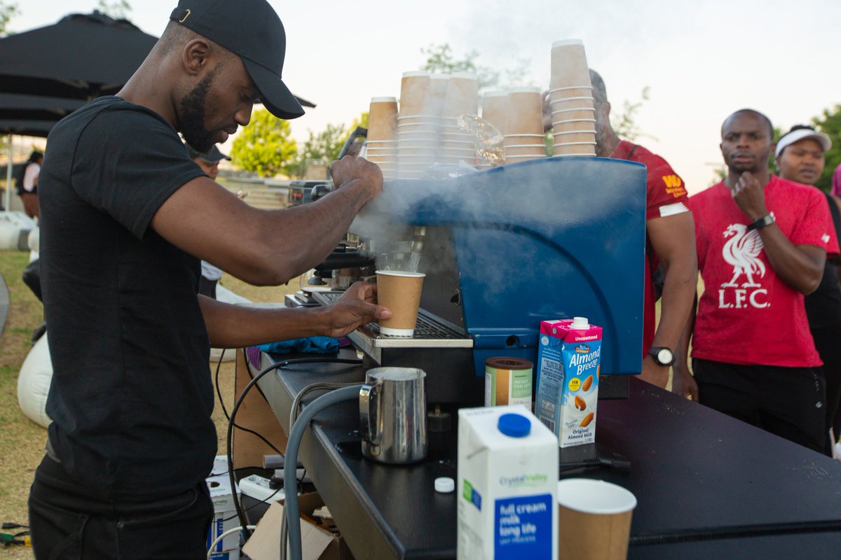 TheCoffeeSpot3's tweet photo. It was fun this past Saturday providing refreshments at the @UnderArmour ☕️🍌🍎We're at the @PiratesRunning tomorrow at 17:00 for the run event with @underarmourza
8th we are at Kwa-Bhekilanga Sports Centre with @UnderArmour and the 9th we are at Mall Of Africa with @fatcats_ac https://t.co/WJ8mcRDn6T