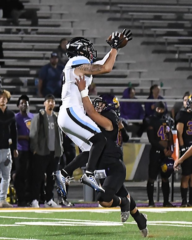 CoachRomero_CC's tweet photo. Not the result we wanted this last Saturday but our guys battled all game long. Rallied back and put ourselves in position to win at the end. It Just didn’t go our way. Will go to battle with this group any day, any time! Love this group of Hawks! #BallAtTheBeach @CabrilloFB_ https://t.co/JvrvDDUaig