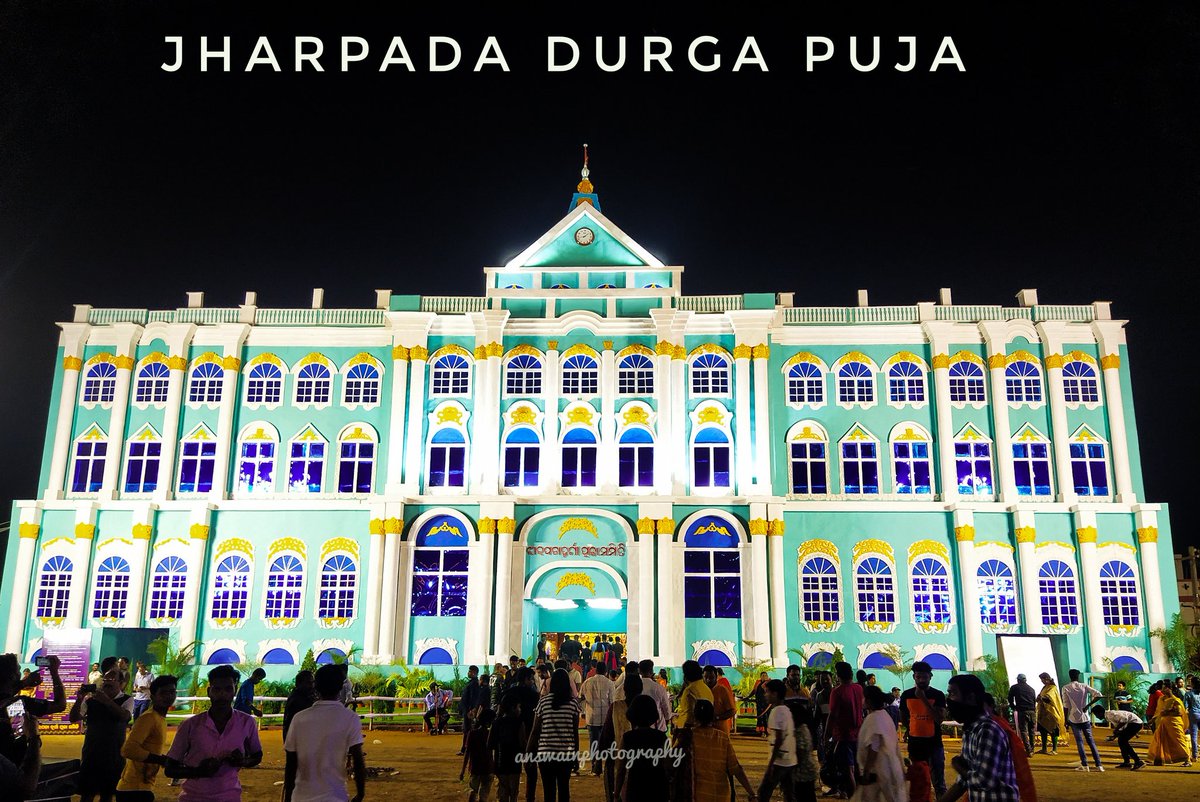 1992Sankar's tweet photo. Durga Puja Pandals in Bhubaneswar ❤️
#Bhubaneswar #DurgaAshtami #DurgaPuja #Durgapuja2022 #Odisha https://t.co/8uFwBAlrDr