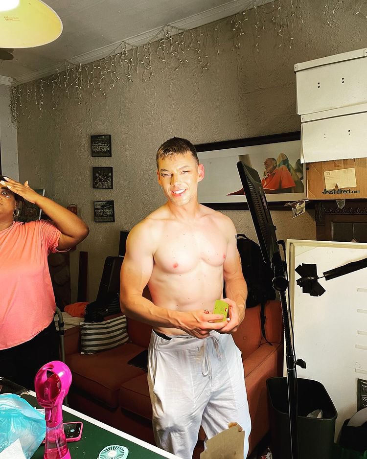 BrianJSmithBRA's tweet photo. 📸 | Brian J. Smith atualizou agora pouco o seu Instagram após 4 meses sem publicar nenhuma notícia.
É maravilhoso ver esse sorriso em seu rosto! 😍
🏷 #brianjacobsmith #brianjsmith #actor #americanactor #netflixactor #sense8series #willgorski https://t.co/EqE3f0EdT5