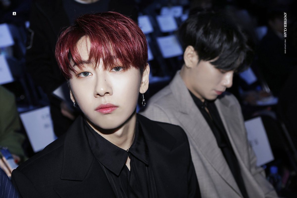 obtzet_93's tweet photo. 샘들,,이거 봐주새요...진짜 초섹시 Fox.....레드 태현 잊지모태....대유죄인간...하 참,, 

#제2회_까리한_노태현_대회 https://t.co/WJhnqPRQEC