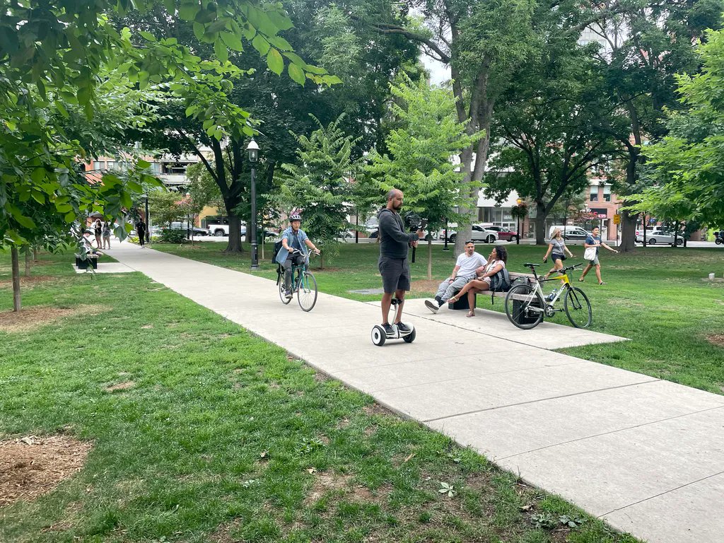 ForGoodINTENT's tweet image. Some behind-the-scenes shots from our recent video shoot for Feed Ontario. Our Director, Nelson went all out to capture the biking shots, using a hoverboard to deftly stay ahead of the action. 

Check out our first video here: buff.ly/3CvECfH