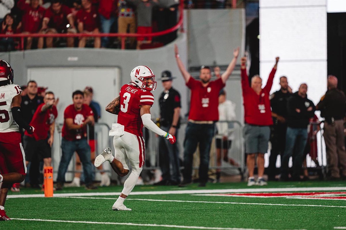 treythekiid3's tweet image. I heart HUSKERNATION ❤️