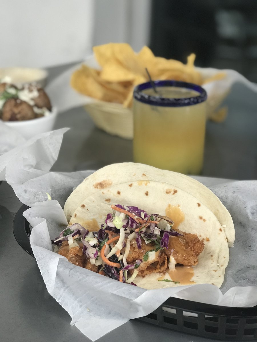 Cantina76's tweet photo. New month, same @firstthursdayonmain! Join us for live music by Marcus Gullen from 6 p.m. to 9 p.m. at #Cantina76Main! 🎶 Get there early to grab a seat and enjoy half-off original margs starting at 4 p.m. https://t.co/VKpBfMlga8