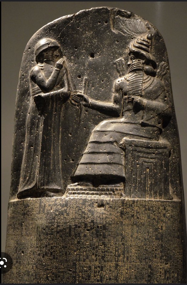 "اعيدوا لنا مسلة حمورابي وليذهب الدستور الى الجحيم"
من اجل ضبط الحكومات والمجتمعات الغارقة في الفساد يجب تفعيل مبدأ الجزاء بالمثل في كل مفاصل الحياة من اجل الردع
من العراق في الصورة ادناه "احدى البنايات التي سقطت فوق رأس مالكيها" وفي الاخرى "مسلة حمورابي"
مقالتي كاملة في الفيسبوك