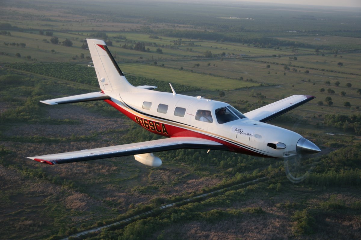 piperaircraft's tweet photo. For our final #85YearsOfPiper aircraft of the month, weโre honoring the M-Class! If you fly a Malibu, Meridian, M600/SLS, or anything in between, we want to see your aircraft. Tag us to share your story! โ๏ธ
#MClassMonday #FreedomOfFlight #PiperMClass ๐ธ : Jim Barrett Photography https://t.co/Q6KMCKC3nm