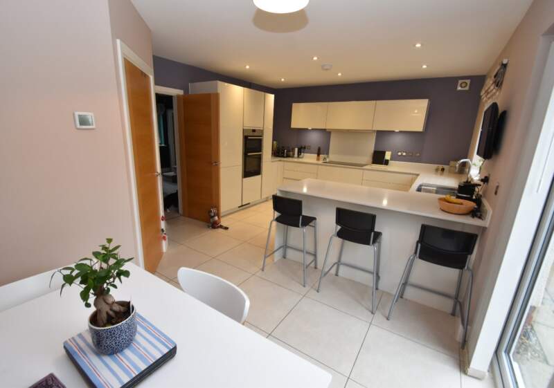 Seddons Estate Agent Devon tweet media