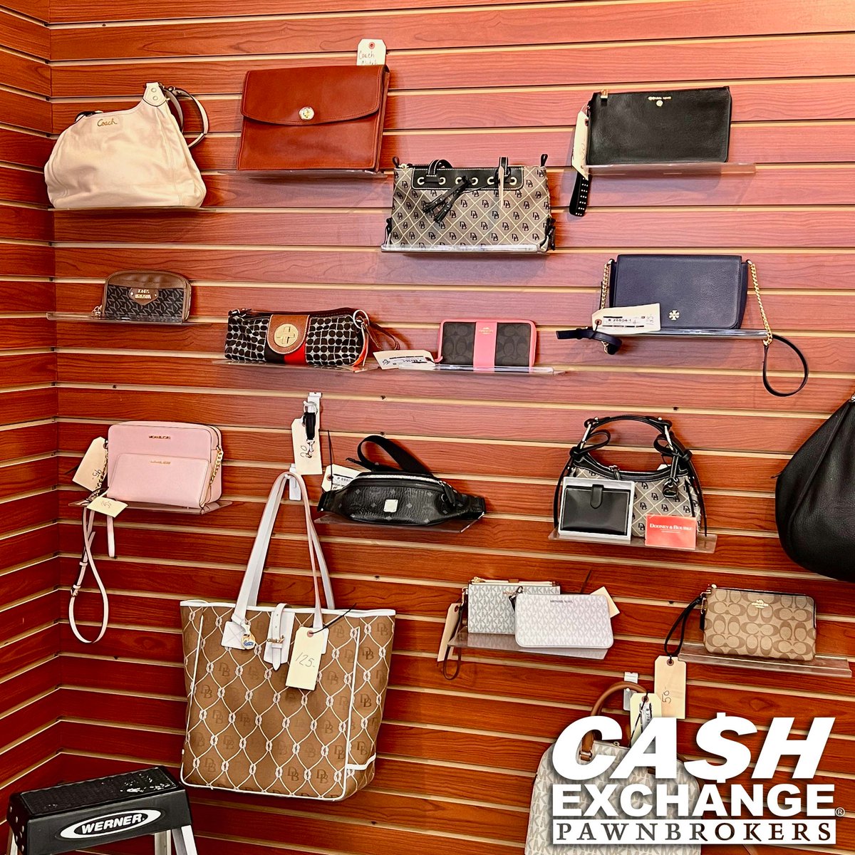 thecashexchange's tweet photo. It's October already! Get a jump start on your holiday shopping at The Cash Exchange!

Brand names, high end jewelry, electronics, you name it - we got it, marked way below MSRP! https://t.co/iqPZnmW8QE