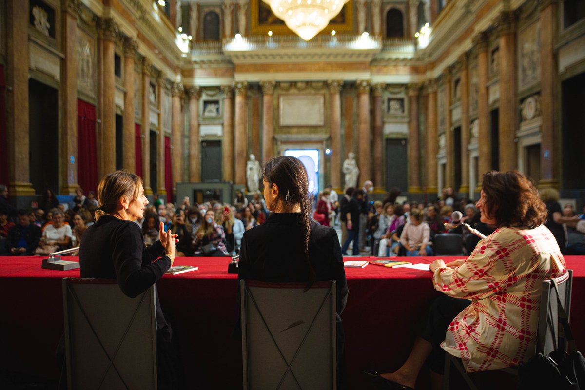 Book Pride tweet media