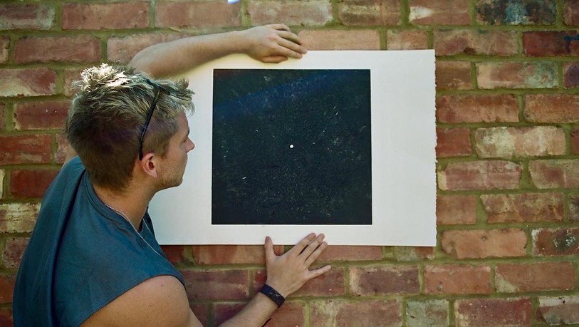 My favourite tune I’ve ever made.. ‘Nova’ is out on Friday 🎆 ffm.to/kislonova