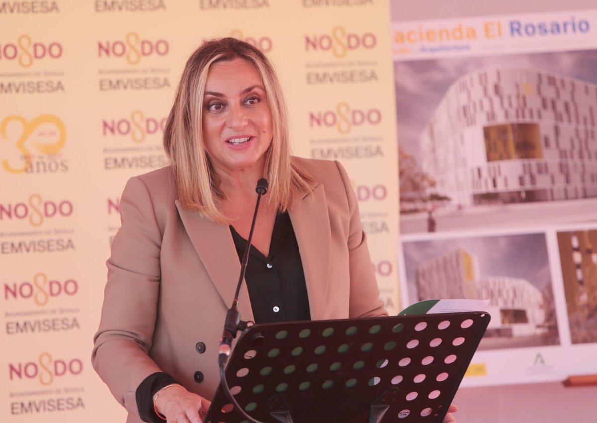 marifrangr's tweet photo. 🏘️ Nos alegra que una de las promociones de mayor envergadura, con 2⃣1⃣8⃣ #viviendas públicas en #alquiler en Hacienda El Rosario, sea posible gracias a la línea de ayudas de @FomentoAND.

🏗️ En #Sevilla hemos impulsado la #construcción de más de 800 viviendas. https://t.co/HeBLipkNnO