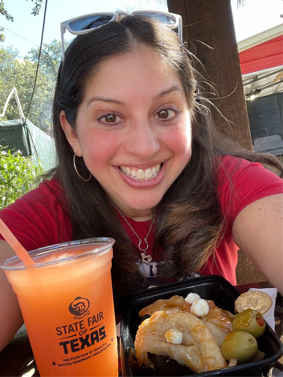 L Marie (@wordnerd80) on Twitter photo Time for a #BigTex award winning <a href="/Nevins1949/">Nevins Concessions</a> #FriedCharcuterieBoard ! And for good measure, I also got one of their frozen peach Bellinis.
🎉🙌🏼All of it is DELICIOUS!🙌🏼🎉 Time for a #BigTex award winning <a href="/Nevins1949/">Nevins Concessions</a> #FriedCharcuterieBoard ! And for good measure, I also got one of their frozen peach Bellinis.
🎉🙌🏼All of it is DELICIOUS!🙌🏼🎉