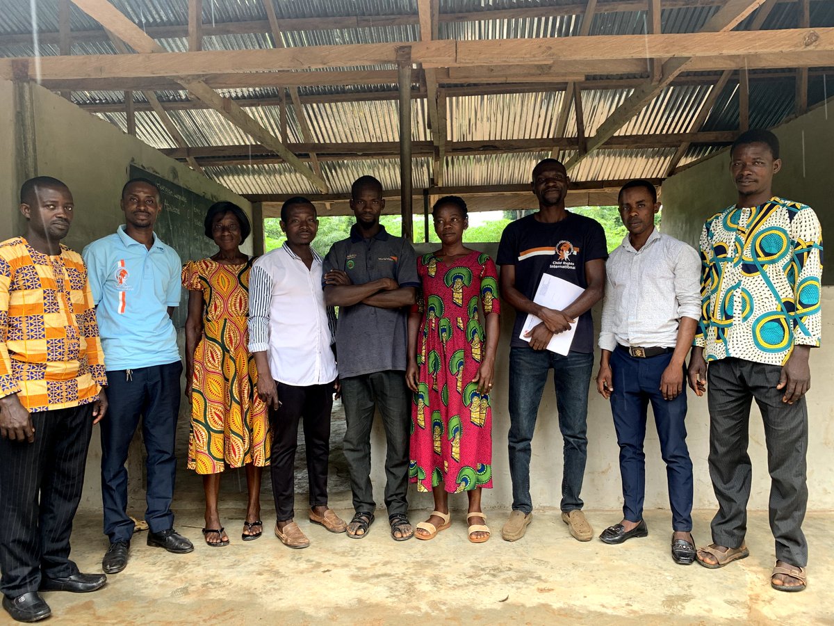 crighana's tweet photo. At #Otengkrom in the #BiaWest District, our monitoring team interacted with CCPC and SMC members in the school.
#monitoring #communitybasedstructures #smc #crrc #tacklingchildlabour #childprotection #AnAdultIsAChildWhoHasSurvived https://t.co/mWzIxC7eyu