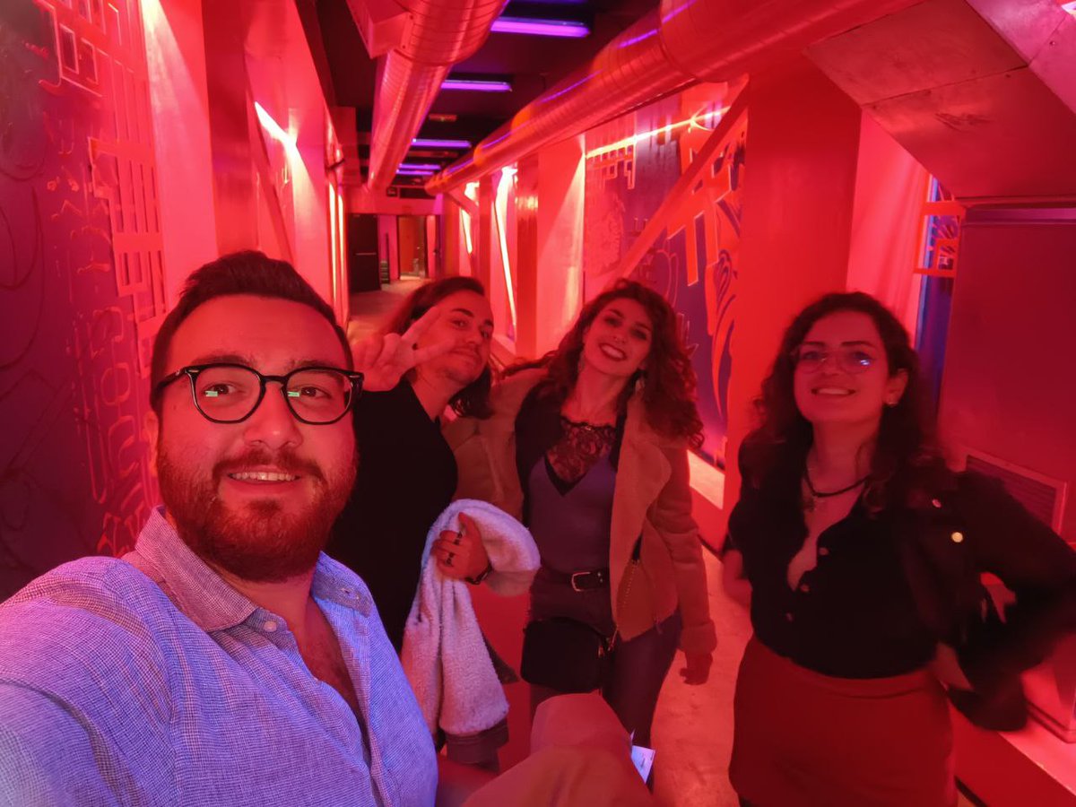 PodcastRde's tweet photo. La otra noche quedamos para hablar de nuestras cosillas y perrear un poquito, que ya hacía falta. Pero hay cosas aún más chulas por venir... https://t.co/rtrVc5pQV4