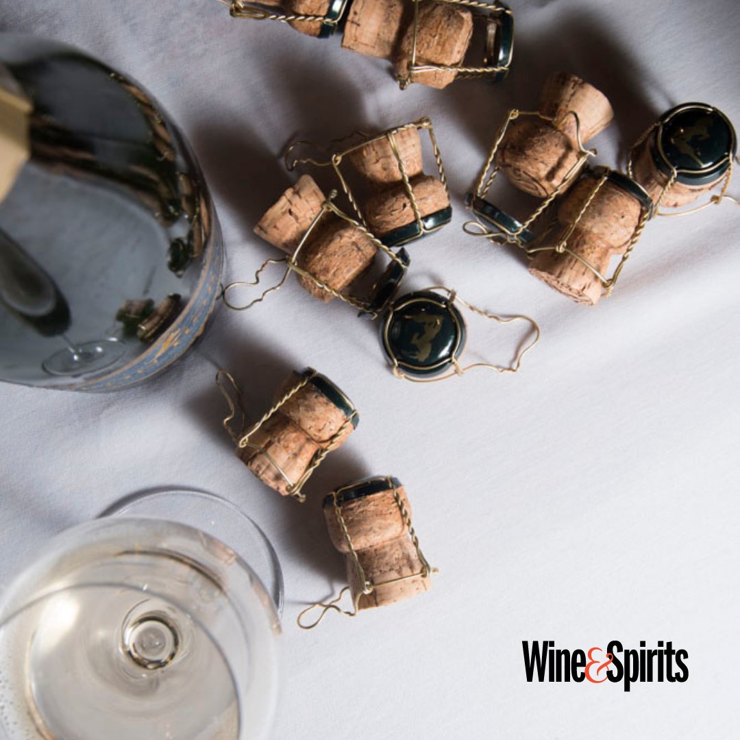 WineandSpirits's tweet photo. Just 10 days until our 19th Annual Top 100 Tasting! Come join our critics to taste the wines that turned their heads this year, along with elegant bites from the Bay's best eateries. 

Get your tickets: https://t.co/C6fNIqqFX6
#top100event #WandSTop100 #bestofthebest #winetasting https://t.co/o3iVcBi5mm