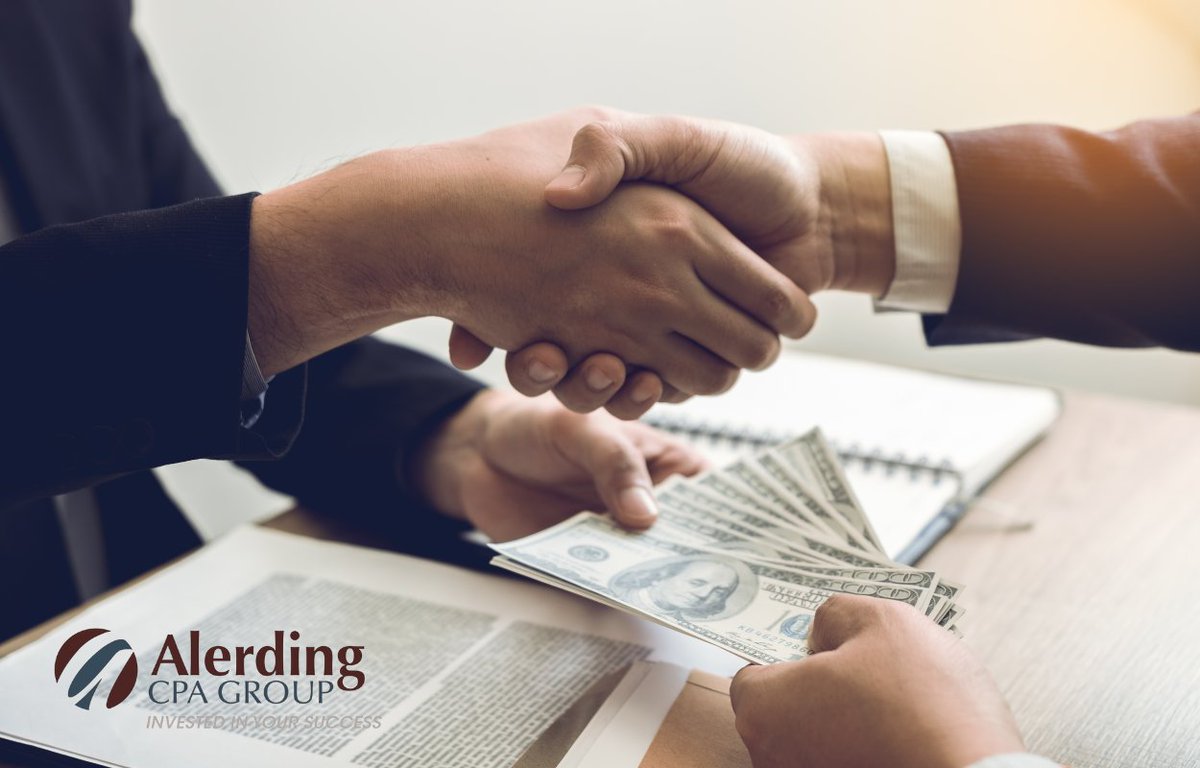 alerdingcpa's tweet photo. Lending money to a cash-strapped friend or family member is a noble and generous offer that just might make a difference. But before you hand over the cash, you need to plan ahead to avoid tax complications for yourself down the road. https://t.co/w3n2bKZU6o https://t.co/1HE1ycigtf