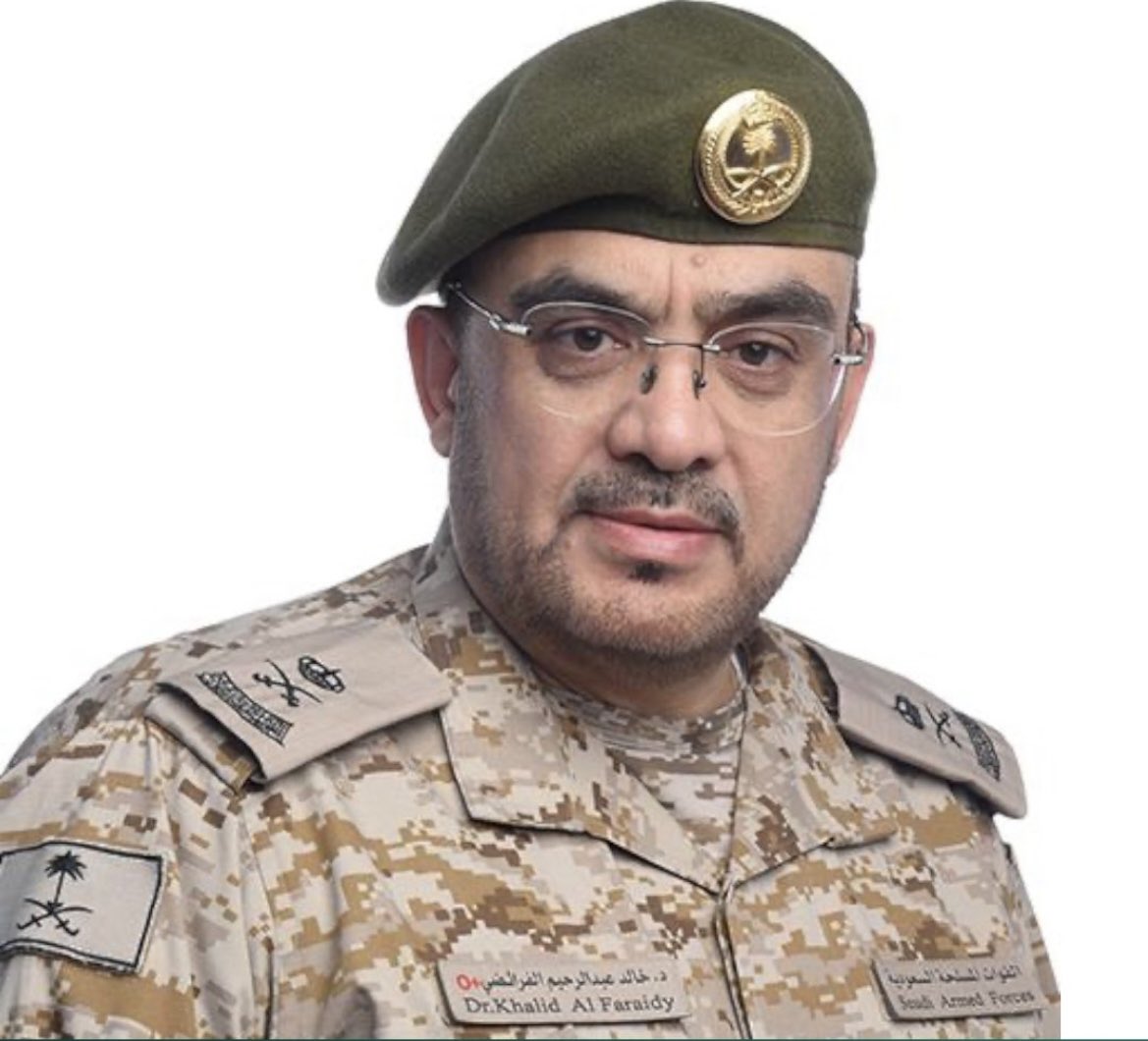 نبارك لسعادة اللواء طبيب/ خالد بن عبدالرحيم الفرائضي استشاري أمراض وقسطرة القلب التداخلي على تكليفه مديرًا عاماً لمجمع الملك فهد الطبي العسكري بالظهران، نتمنى له كل التوفيق بمافيه خدمة للدين والوطن.