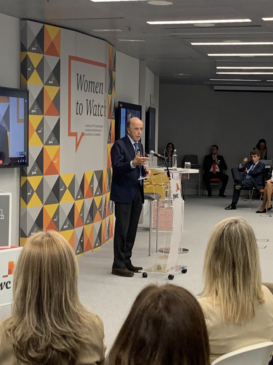 Hoy inauguramos la 7 edición de #PwCWomentoWatch. 7 años impulsando que hallan más mujeres en los consejos de administración. Y no podemos empezar mejor que volviendo a oír a #JuanArena. Pocos en el mundo empresarial me generan más admiración, siempre aprendo cuando le escucho!