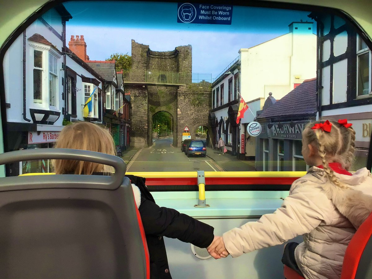 MorfaRhianedd's tweet image. Cymaint o hwyl ar y bws ‘Hop on and Off’ heddiw fel sbardun thema! Diolch i  Alpine am gydlynu y cyfan i ni!

Such a fun activity to kickstart our whole school theme today on Llandudno! 

@GwEGogleddCymru @NWOLtraining @BBlocksEdu