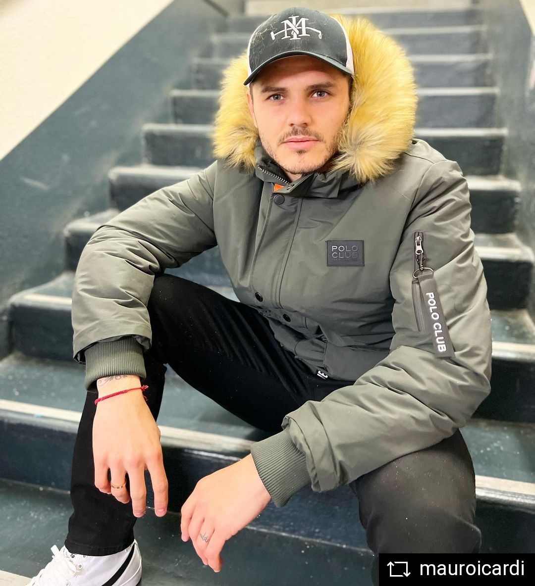 LaRedCaracol's tweet photo. #LaRed / #MauroAicardi, actual jugador del Galatasaray de Turquía, fue señalado por una modelo transexual de haber sido infiel. #GuendalinaRodríguez, dio a conocer algunas conversaciones supuestamente con el futbolista, mientras este aún se encontraba con su esposa. https://t.co/a9vFRQkA58