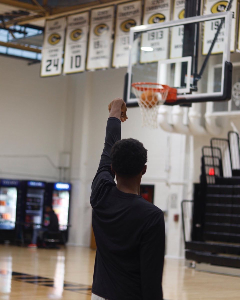 Bucket in motion 🔥 <a href="/bim_d3/">Darren Fleming</a>