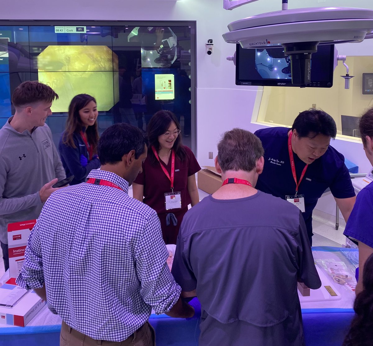 Simply having ourselves a day here <a href="/CFS_UCSD/">Center for the Future of Surgery</a> with <a href="/DrBloodandGuts/">Andy Tau, MD</a> 

GI fellow’s and faculty from <a href="/USC_KeckGILiver/">USC Division of GI & Liver</a> <a href="/UCLAGIHep/">UCLA Gastroenterology and Hepatology</a> <a href="/UCSFGIfellows/">UCSF Gastroenterology Fellowship</a> <a href="/radychildrens/">Rady Children's Hospital-San Diego</a> all participated in a dynamic hands on 
#Vista with @Cookgastro hemostasis products!

#GITwitter #Hemostasis
