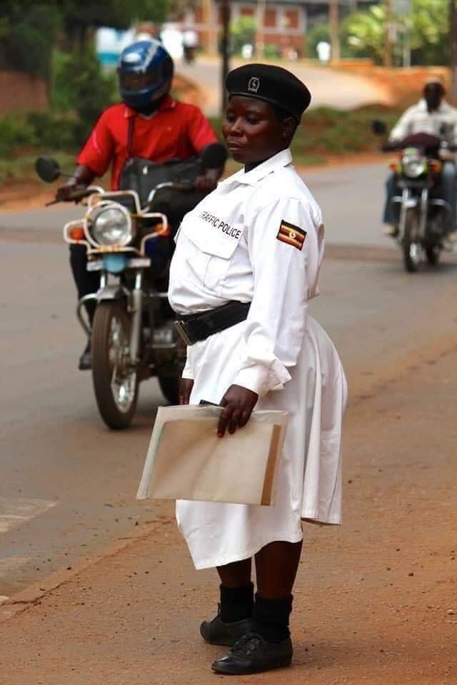 EssyDamian's tweet photo. @mkainerugaba Is this the army you are talking about? https://t.co/nUgfr696XZ